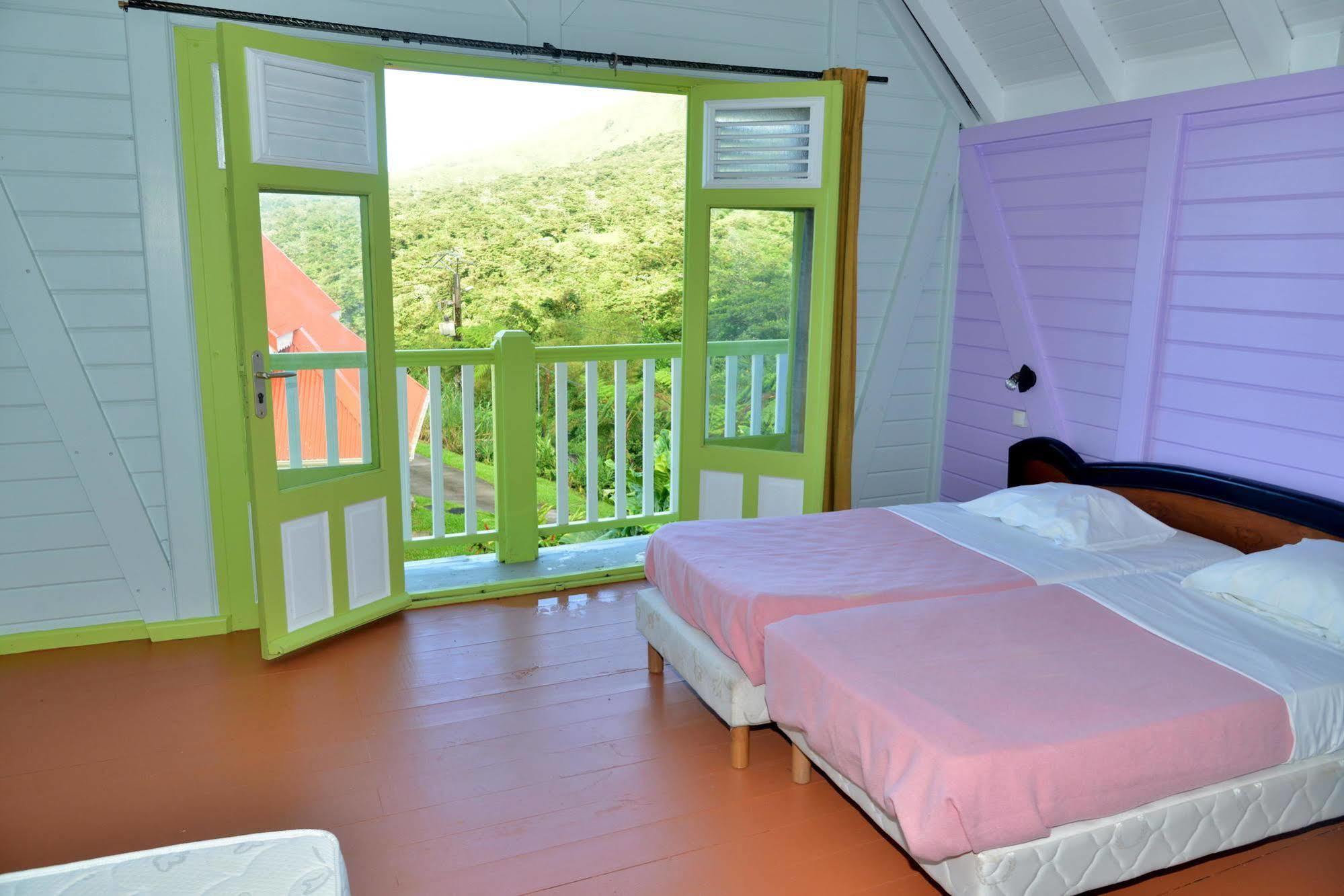 Auberge De La Montagne Pelee Hotel Saint-Pierre Eksteriør bilde